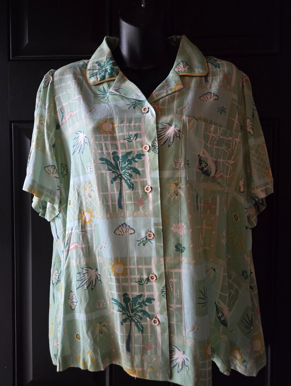 Umgee Mint Green Tropical Print Short-Sleeve Button Shirt